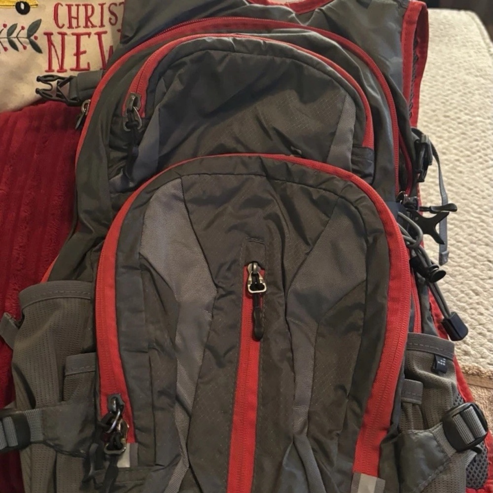 Nathan Gray and Red Men's Backpack hydration pack for hiking cycling